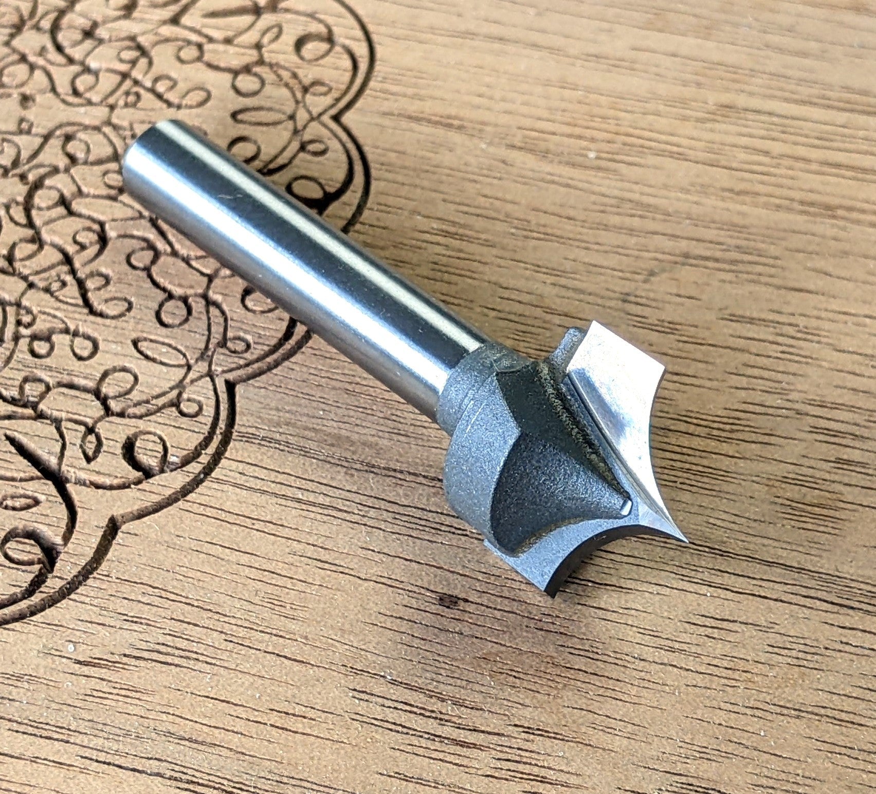 1/4" radius round over bit with 1/4" shank for cnc router pizza peel projects