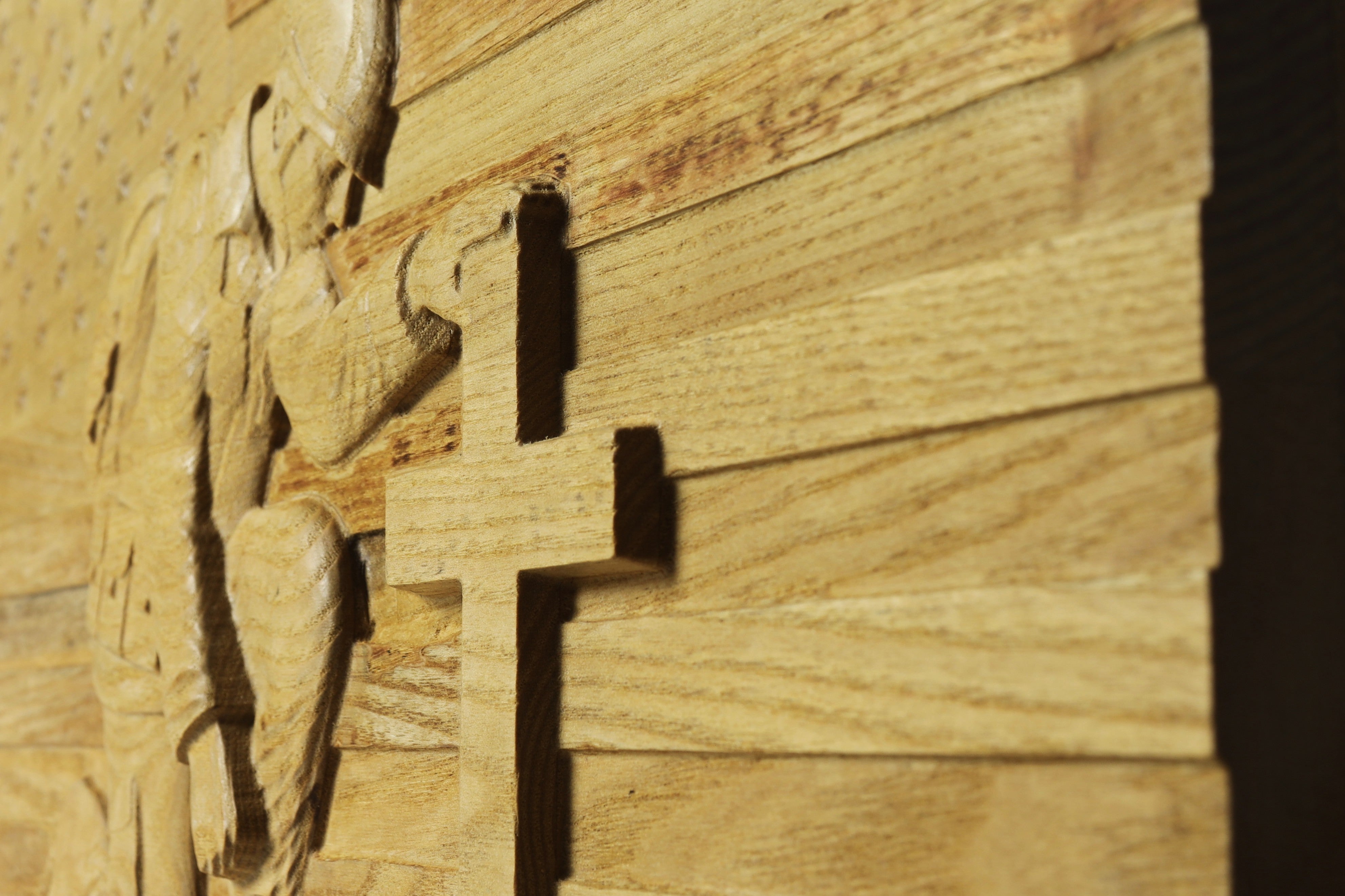 American Flag & Kneeling Soldier 3D STL | Battlefield Cross Relief for CNC Router – Patriotic Veterans Tribute Carving